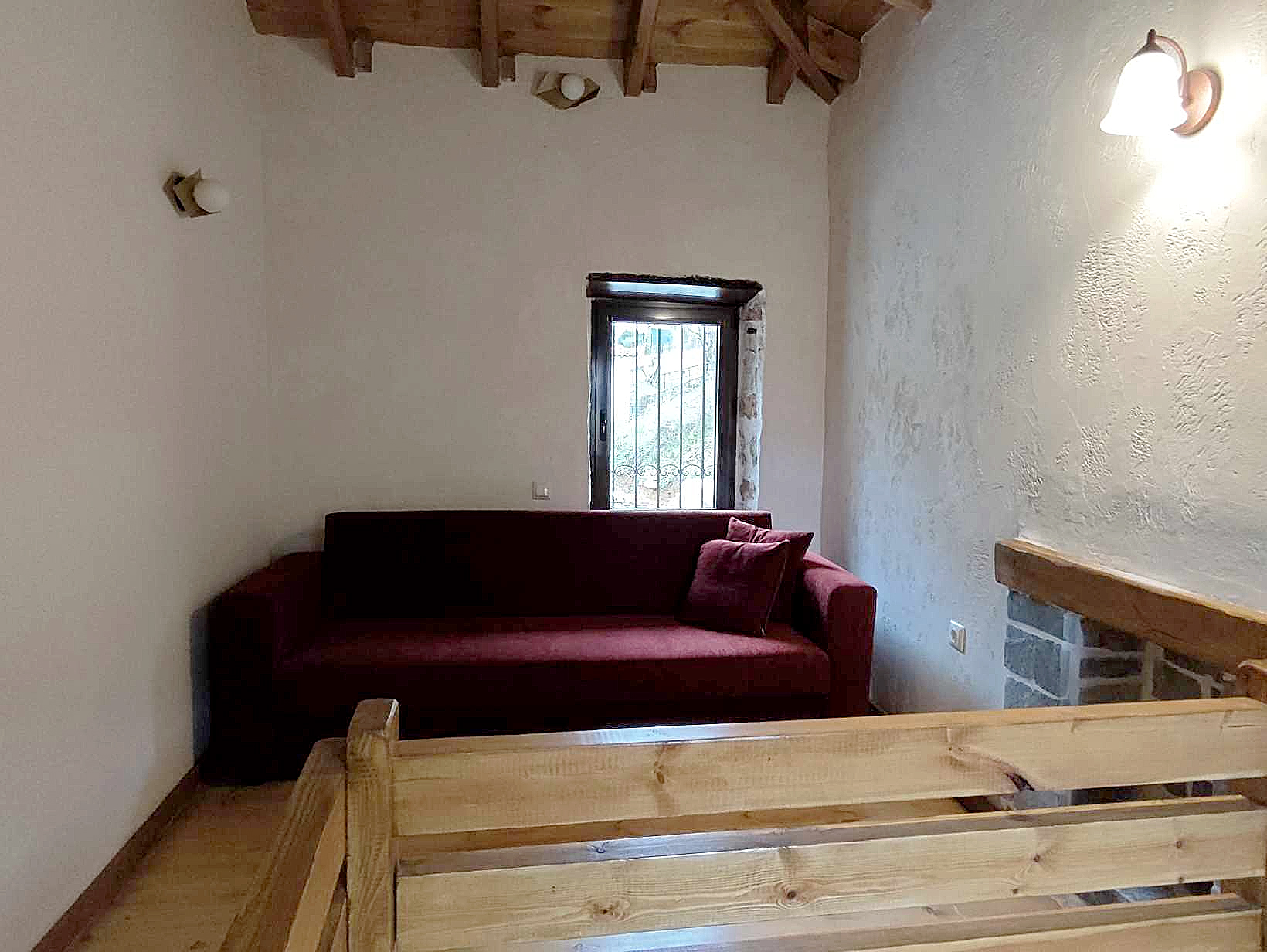 stone-guesthouse-pantazis-b9