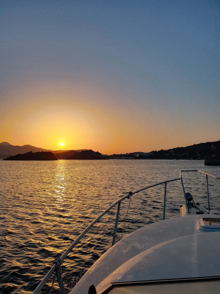 Top Greece Cruises & Sailing Experiences: Discover the Magic of the Greek Seas